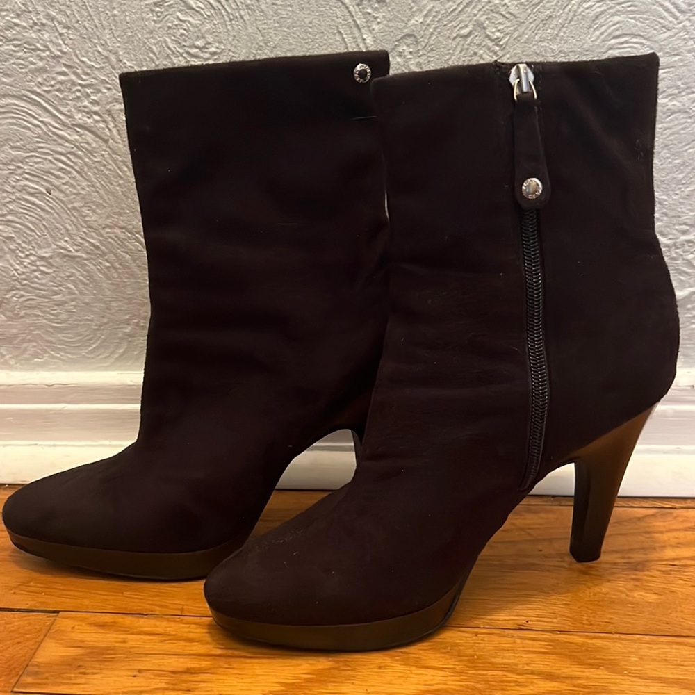 Isaac Mizrahi Black Suede Ankle Boots